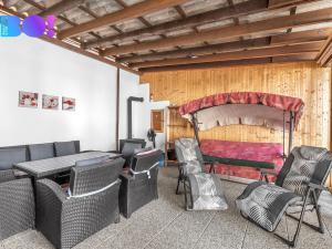 Prodej rodinného domu, Chroustovice - Mentour, 370 m2