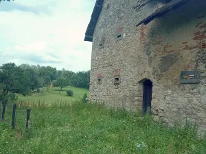 Prodej zemědělské usedlosti, Sezemice, 200 m2