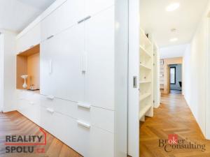 Pronájem bytu 5+kk, Praha - Modřany, Štolcova, 125 m2