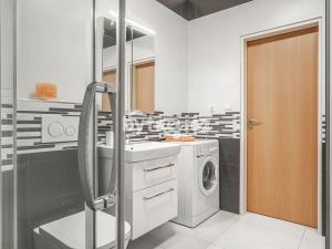 Pronájem bytu 2+kk, Praha - Záběhlice, Mikanova, 46 m2