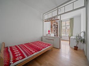 Prodej bytu 3+1, Praha - Karlín, Sokolovská, 96 m2
