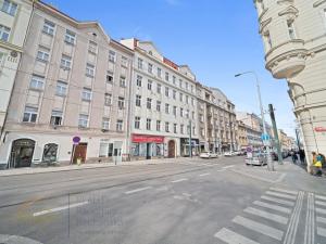 Prodej bytu 3+1, Praha - Karlín, Sokolovská, 96 m2