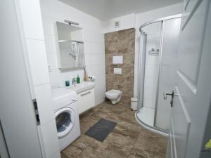 Prodej ubytování, Hlohovec, K zámečku, 72 m2