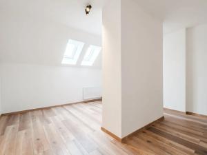 Pronájem bytu 3+kk, Praha - Vršovice, Rostovská, 77 m2