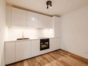 Pronájem bytu 3+kk, Praha - Vršovice, Rostovská, 91 m2