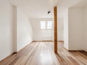 Pronájem bytu 3+kk, Praha - Vršovice, Rostovská, 91 m2