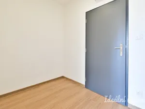 Pronájem bytu 1+kk, Brno - Židenice, Slatinská, 32 m2