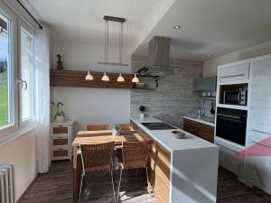 Prodej bytu 2+kk, Hartmanice, 45 m2