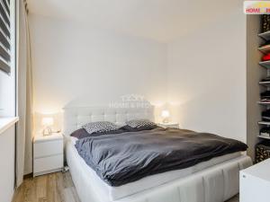 Prodej bytu 3+kk, Cheb, Boženy Němcové, 76 m2