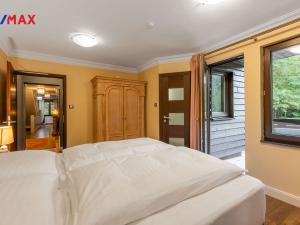 Prodej rodinného domu, Sokolov - Hrušková, 842 m2