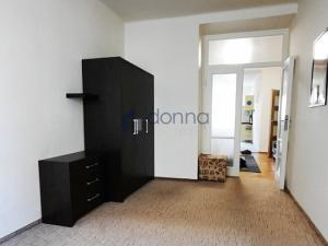 Pronájem bytu 2+kk, Praha - Střešovice, Patočkova, 48 m2