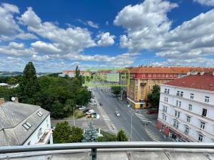 Pronájem obchodního prostoru, Praha - Žižkov, Hartigova, 747 m2