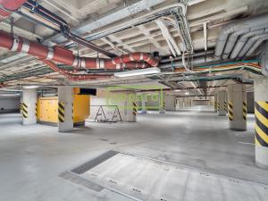 Pronájem obchodního prostoru, Praha - Žižkov, Hartigova, 747 m2