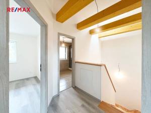 Prodej rodinného domu, Mukařov, Na Budech, 100 m2