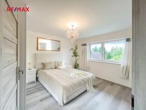 Prodej rodinného domu, Mukařov, Na Budech, 100 m2