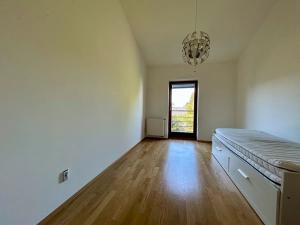 Pronájem rodinného domu, Praha - Klánovice, Jeníkovická, 220 m2