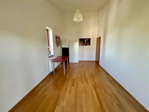 Pronájem rodinného domu, Praha - Klánovice, Jeníkovická, 220 m2