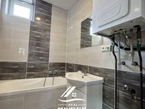 Pronájem bytu 2+1, Ostrava, Muglinovská, 64 m2