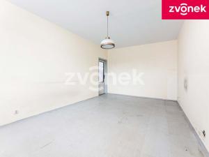 Prodej bytu 2+1, Zlín, U Trojáku, 68 m2