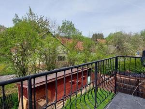 Prodej bytu 2+1, Krhová, U Kapličky, 64 m2