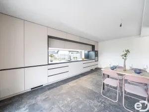 Prodej rodinného domu, Svatý Mikuláš, Prostřední, 172 m2