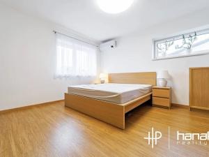 Prodej rodinného domu, Hlušovice, Jezerní, 236 m2
