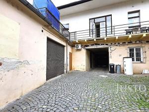 Pronájem skladu, Písek, třída Národní svobody, 34 m2