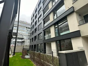 Prodej bytu 2+kk, Praha - Holešovice, U Pergamenky, 59 m2