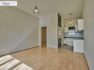 Pronájem bytu 2+kk, Praha - Vinohrady, U Zvonařky, 50 m2
