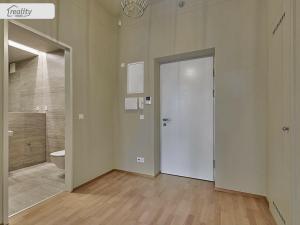 Pronájem bytu 2+kk, Praha - Vinohrady, U Zvonařky, 50 m2