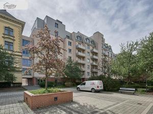 Pronájem bytu 2+kk, Praha - Vinohrady, U Zvonařky, 50 m2