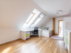 Prodej rodinného domu, Srubec, Ke Hřišti, 282 m2