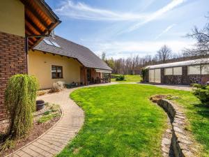 Prodej rodinného domu, Srubec, Ke Hřišti, 282 m2