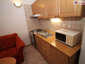 Pronájem bytu 1+kk, Mariánské Lázně - Úšovice, Tepelská, 20 m2