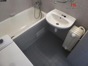 Pronájem bytu 3+1, Benešov, Jiráskova, 77 m2