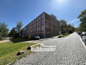 Pronájem kanceláře, Zlín, nám. T. G. Masaryka, 48 m2