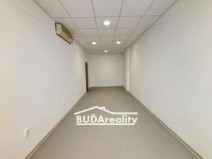 Pronájem kanceláře, Zlín, nám. T. G. Masaryka, 48 m2