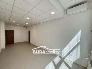 Pronájem kanceláře, Zlín, nám. T. G. Masaryka, 48 m2