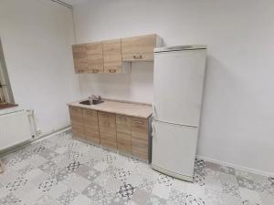 Pronájem obchodního prostoru, Ostrava, Škroupova, 33 m2