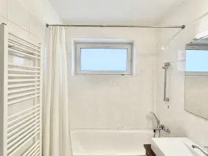 Pronájem bytu 2+kk, Liberec - Liberec V-Kristiánov, Humpolecká, 55 m2