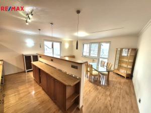 Pronájem bytu 3+kk, Dolní Břežany, Dělnická, 94 m2