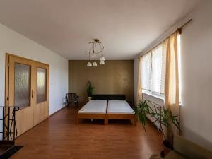 Prodej vily, Statenice, Kolmá, 321 m2