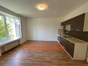 Pronájem bytu 2+kk, Havířov - Město, Stavbařská, 38 m2