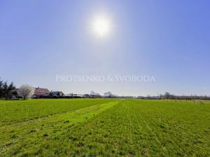 Prodej komerčního pozemku, Pardubice, 11061 m2