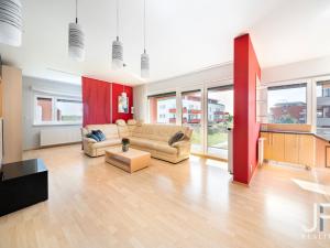 Prodej bytu 4+kk, Praha - Pitkovice, Pečárková, 105 m2