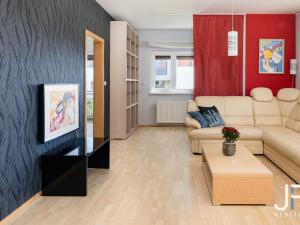 Prodej bytu 4+kk, Praha - Pitkovice, Pečárková, 105 m2