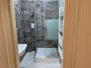 Pronájem bytu 3+kk, Praha - Podolí, Brabcova, 61 m2