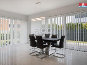 Pronájem rodinného domu, Praha - Černý Most, Bergmanova, 220 m2