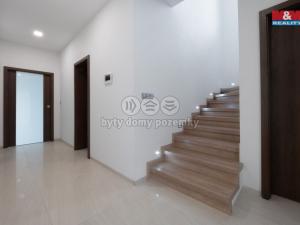 Pronájem rodinného domu, Praha - Černý Most, Bergmanova, 220 m2