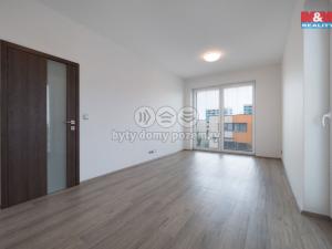 Pronájem rodinného domu, Praha - Černý Most, Bergmanova, 220 m2